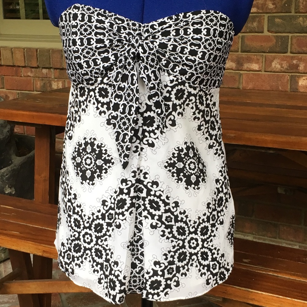 White House Black Market Top